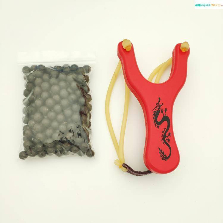 Red slingshot + 200 mudballs